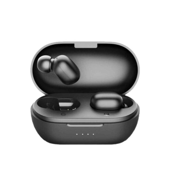 auriculares haylou gt1 pro negros sobre un fondo blanco